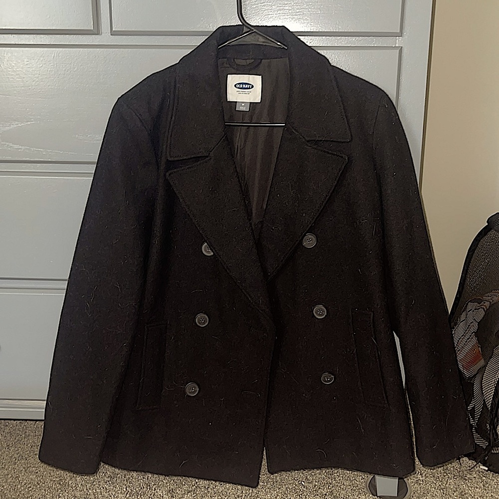 old navy women’s trench style coat !!
